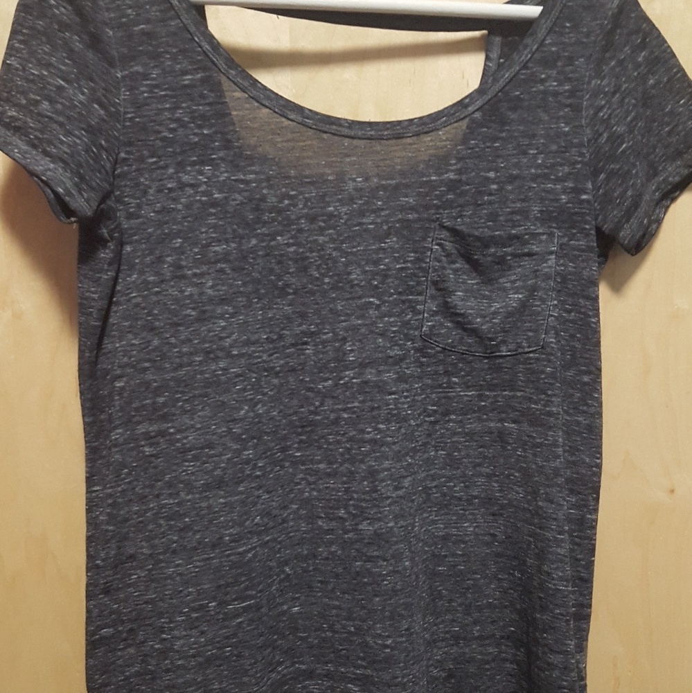 American Eagle Tee w/ plunge back